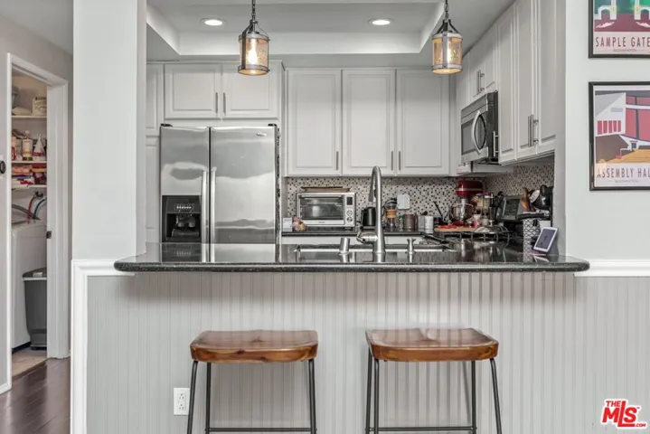 8180 Manitoba Street 223, Playa Del Rey, California 90293