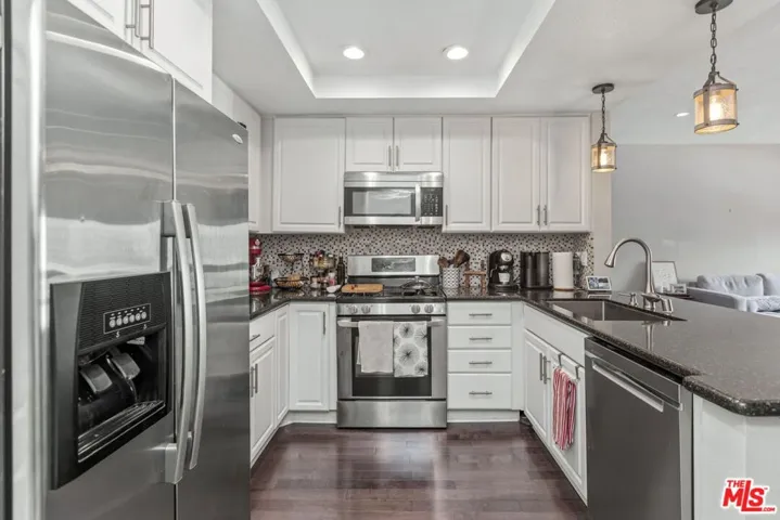 8180 Manitoba Street 223, Playa Del Rey, California 90293