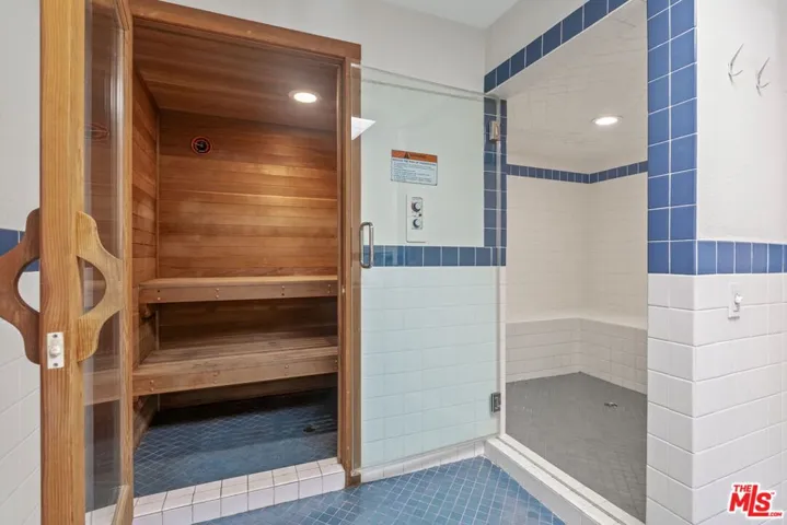 8180 Manitoba Street 223, Playa Del Rey, California 90293