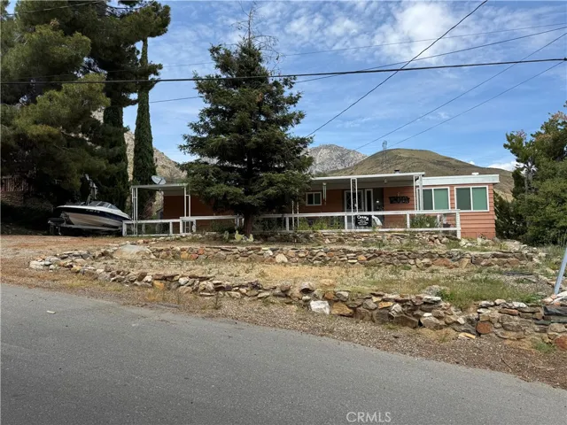 200 Tillie Creek Road, Wofford Heights, California 93285