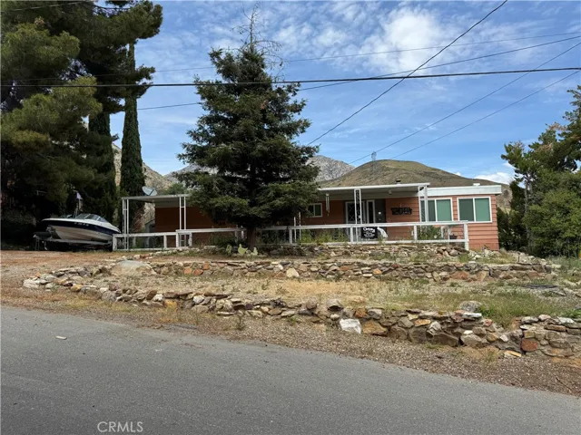 200 Tillie Creek Road, Wofford Heights, California 93285