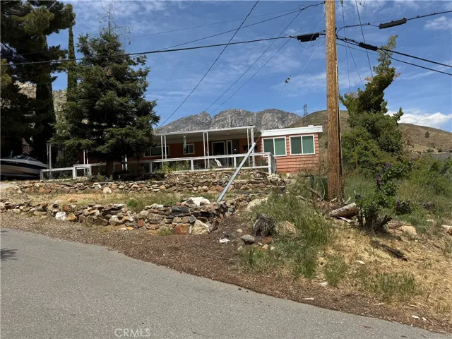 200 Tillie Creek Road, Wofford Heights, California 93285