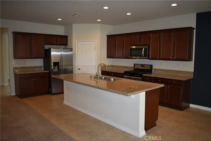7795 Poppy Lane, Fontana, California 92336