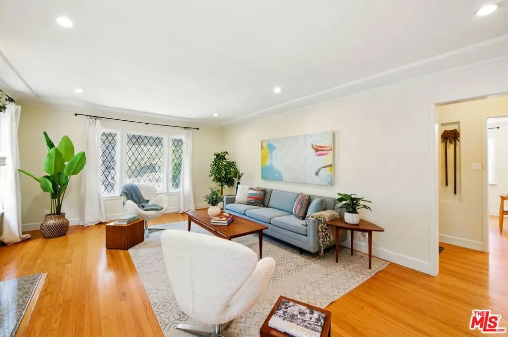 716 N Citrus Avenue, Los Angeles, California 90038 home-pic-4