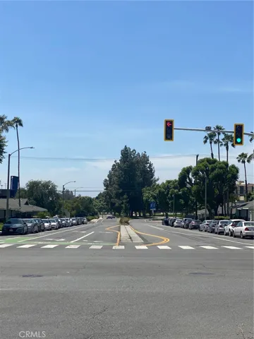Looking towards the UCR Big Springs​​‌​​​​‌​​‌‌​​‌​​​‌‌​​​‌​​‌‌​​‌‌​​‌‌​​​​ entrance