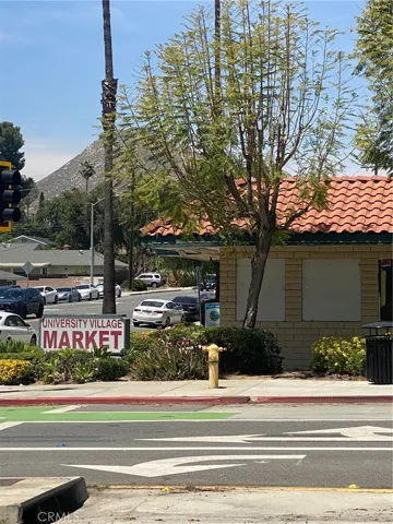 Corner store for convenience