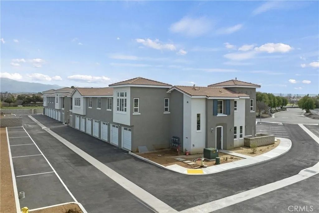 986 Coriander Drive 304, Hemet, California 92545 home-pic-13