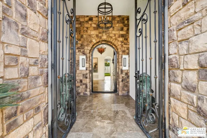 75390 Painted Desert Drive, Indian Wells, California 92210