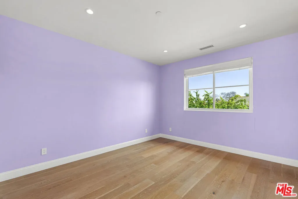 530 N Alta Vista Boulevard, Los Angeles, California 90036 home-pic-36