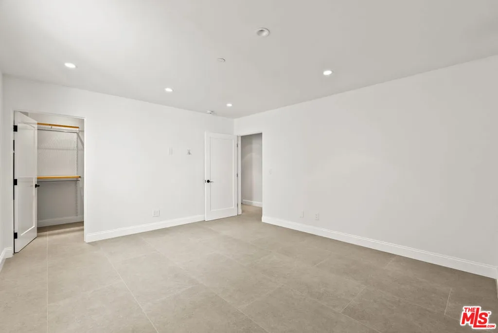 530 N Alta Vista Boulevard, Los Angeles, California 90036 home-pic-62