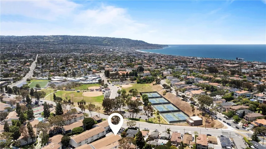 View of Rat Beach and Palos Verdes Estate