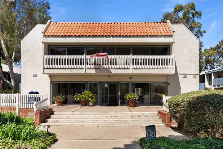 View of the front entrance of the clubhouse