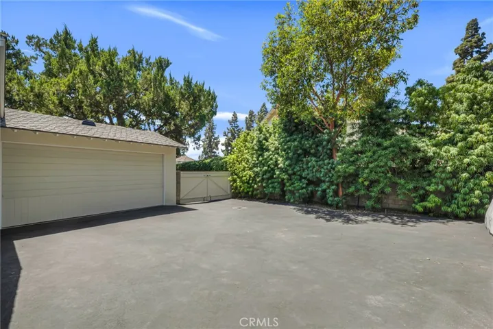 19439 Mayall Street, Northridge, California 91324
