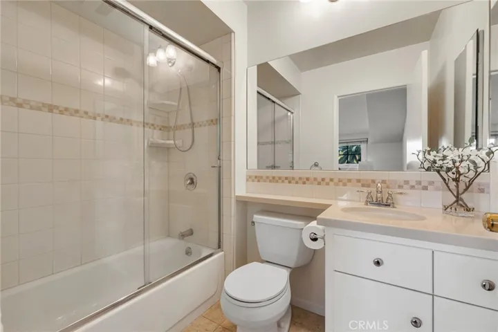 19439 Mayall Street, Northridge, California 91324