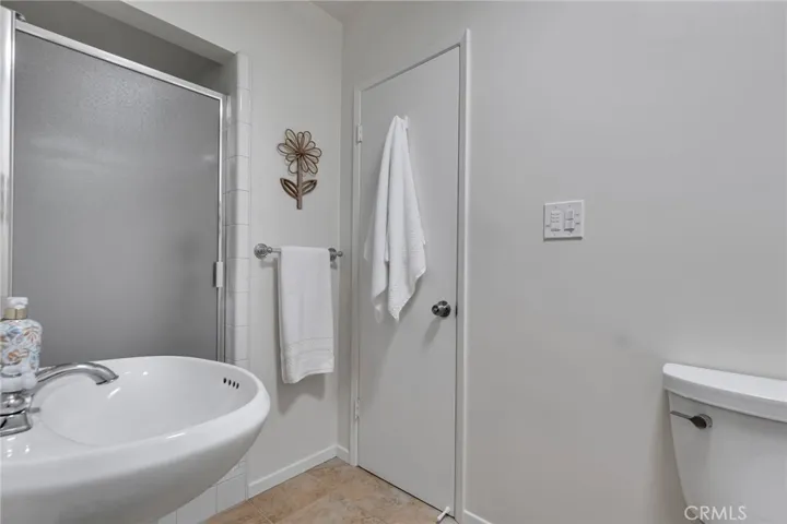 19439 Mayall Street, Northridge, California 91324