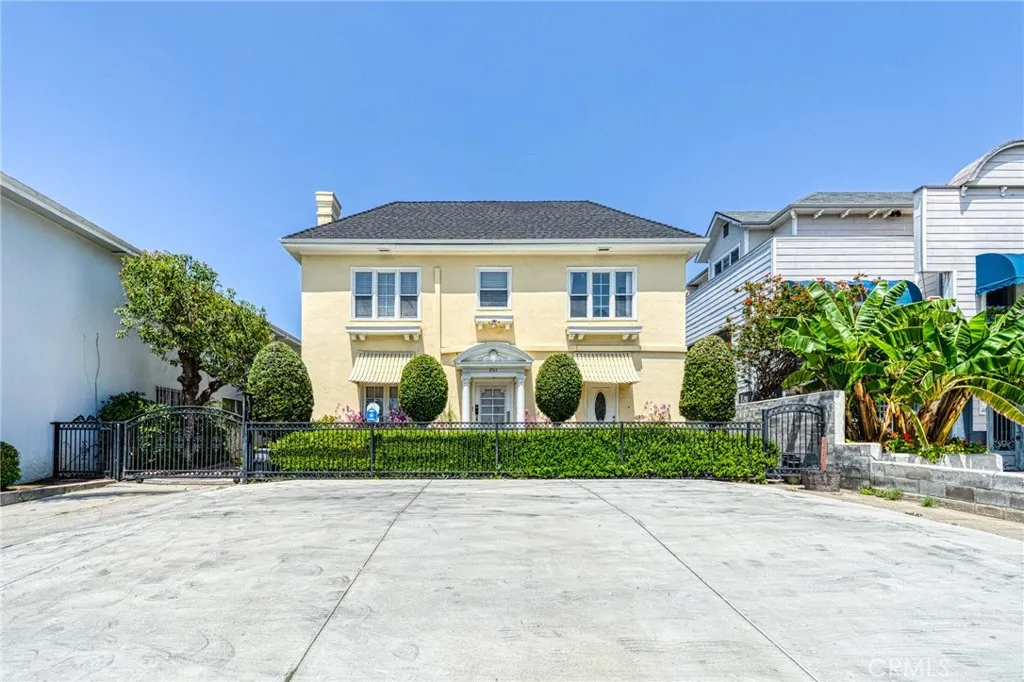 851 Crenshaw Boulevard, Los Angeles, California 90005 home-pic-0