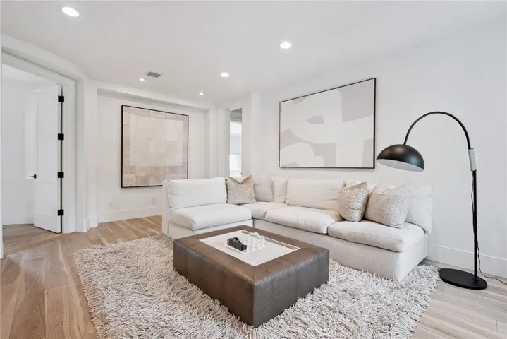4177 Prado De Los Pajaros, Calabasas, California 91302