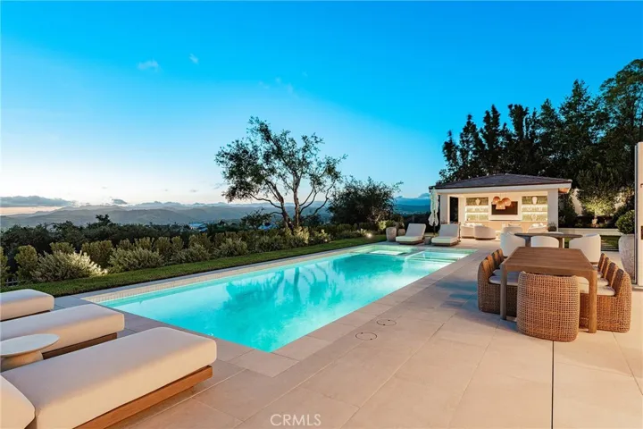 4177 Prado De Los Pajaros, Calabasas, California 91302