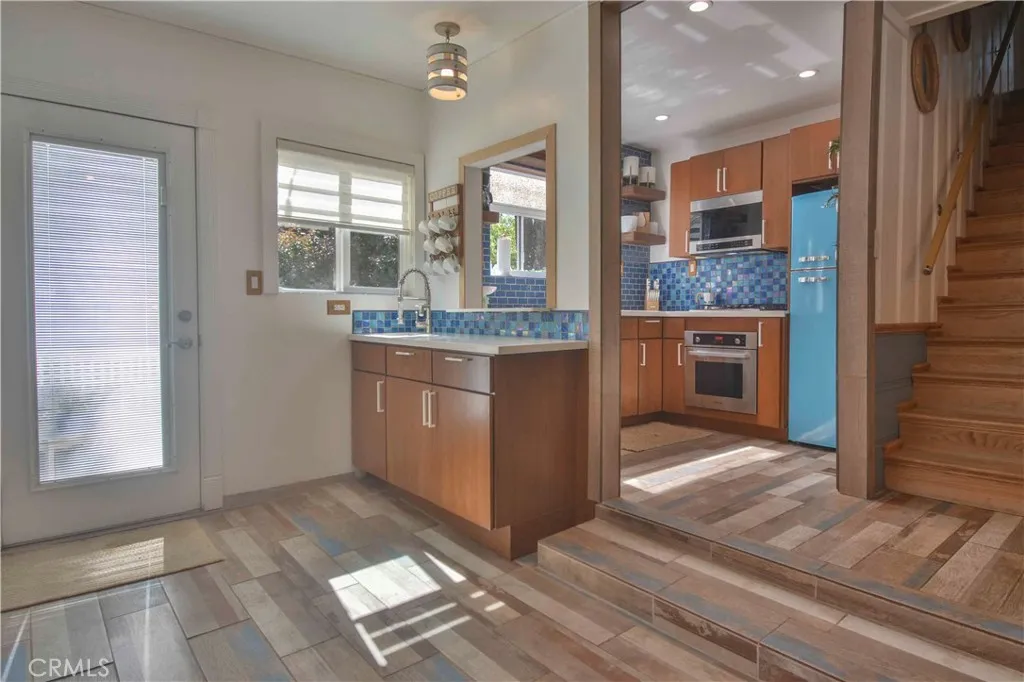 381 Maple Drive, Lake Arrowhead, California 92352 home-pic-11