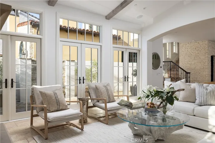110 Via Orvieto, Newport Beach, California 92663