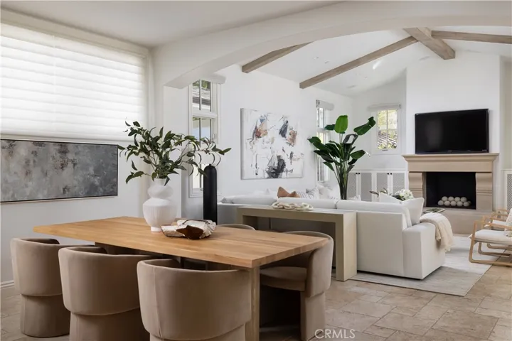 110 Via Orvieto, Newport Beach, California 92663