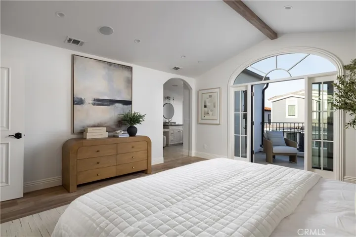 110 Via Orvieto, Newport Beach, California 92663