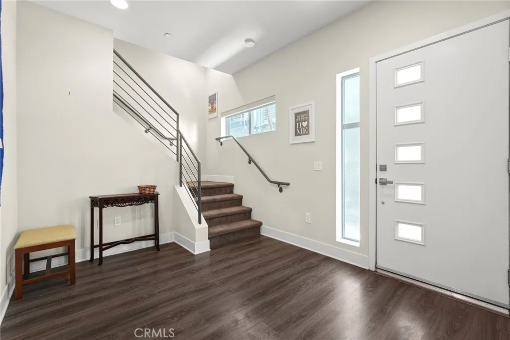 gallery-image 3