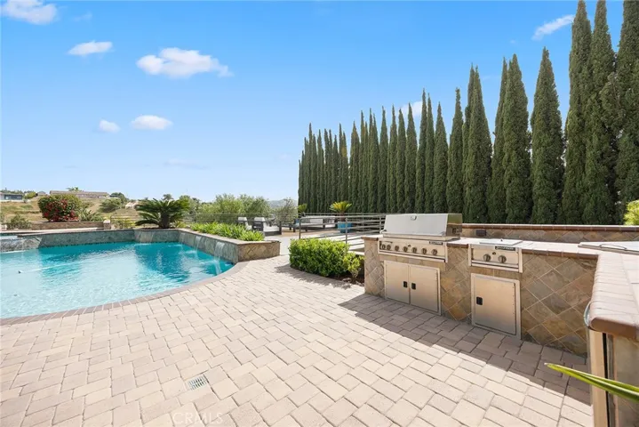 291 S Owens Drive, Anaheim Hills, California 92808