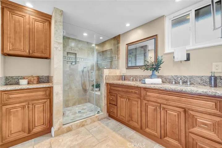 Ensuite Bath