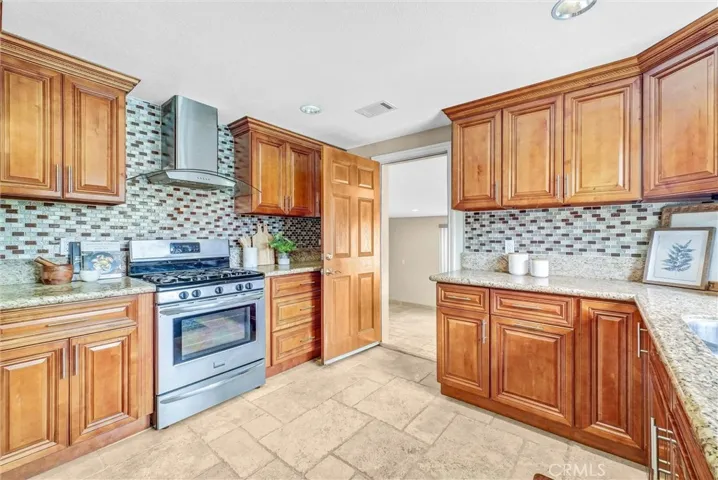 15605 Facilidad Street, Hacienda Heights, California 91745