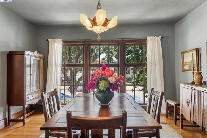 2916 Fillmore St, Alameda, California 94501