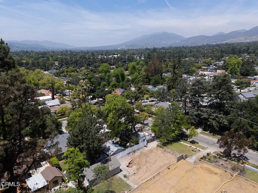 680 E Highland St, Pasadena, California 91104 home-pic-7