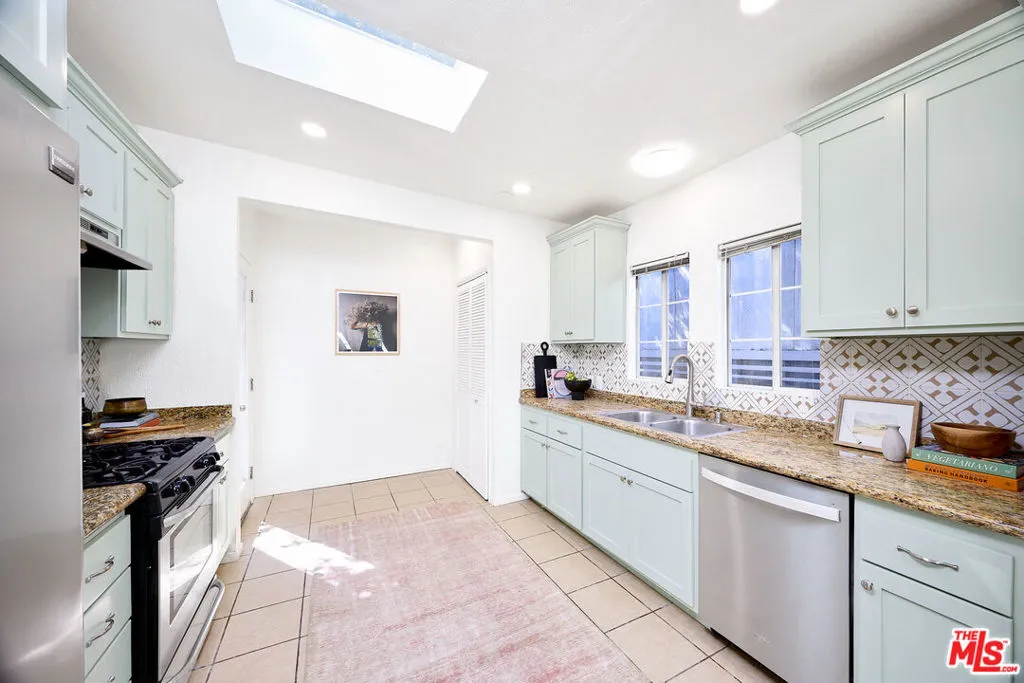 905 5th Avenue, Venice, California 90291 home-pic-10