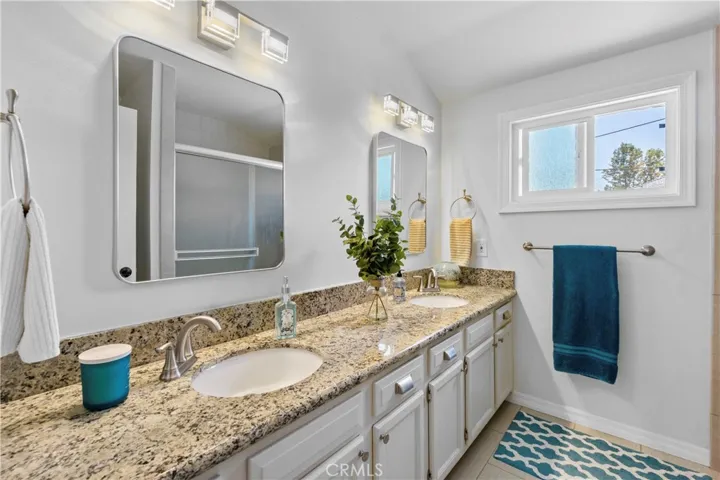 Upstairs Primary Bathroom