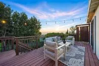 6532 Claremont Avenue, Richmond, California 94805