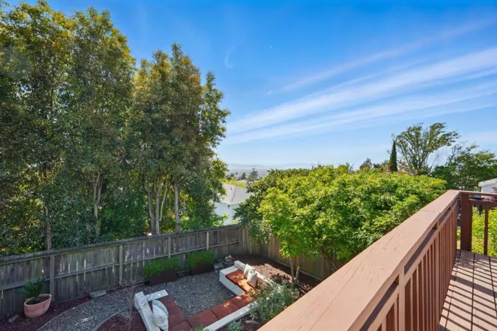 6532 Claremont Avenue, Richmond, California 94805