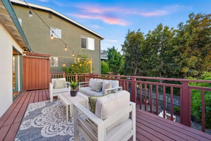 6532 Claremont Avenue, Richmond, California 94805