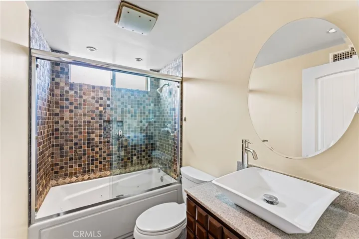 Downstairs Full Bathroom