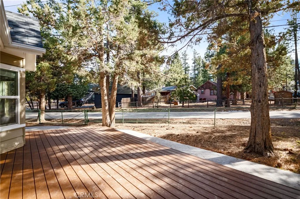 301 S Shakespeare Lane, Big Bear City, California 92314 home-pic-36