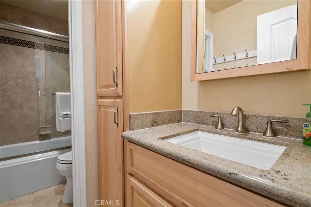 301 S Shakespeare Lane, Big Bear City, California 92314 home-pic-20