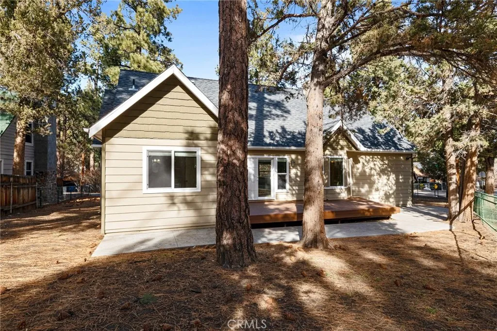 301 S Shakespeare Lane, Big Bear City, California 92314 home-pic-33