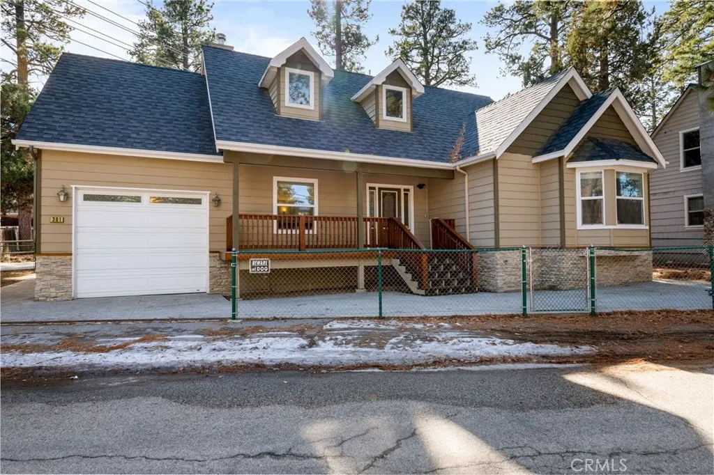 301 S Shakespeare Lane, Big Bear City, California 92314 home-pic-30