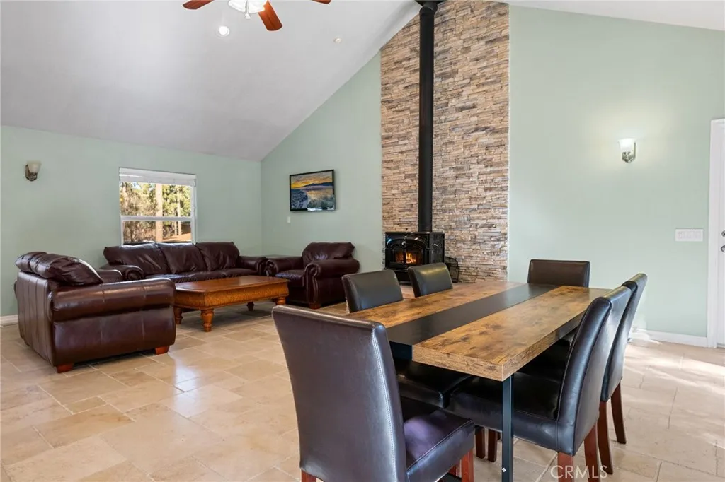 301 S Shakespeare Lane, Big Bear City, California 92314 home-pic-8