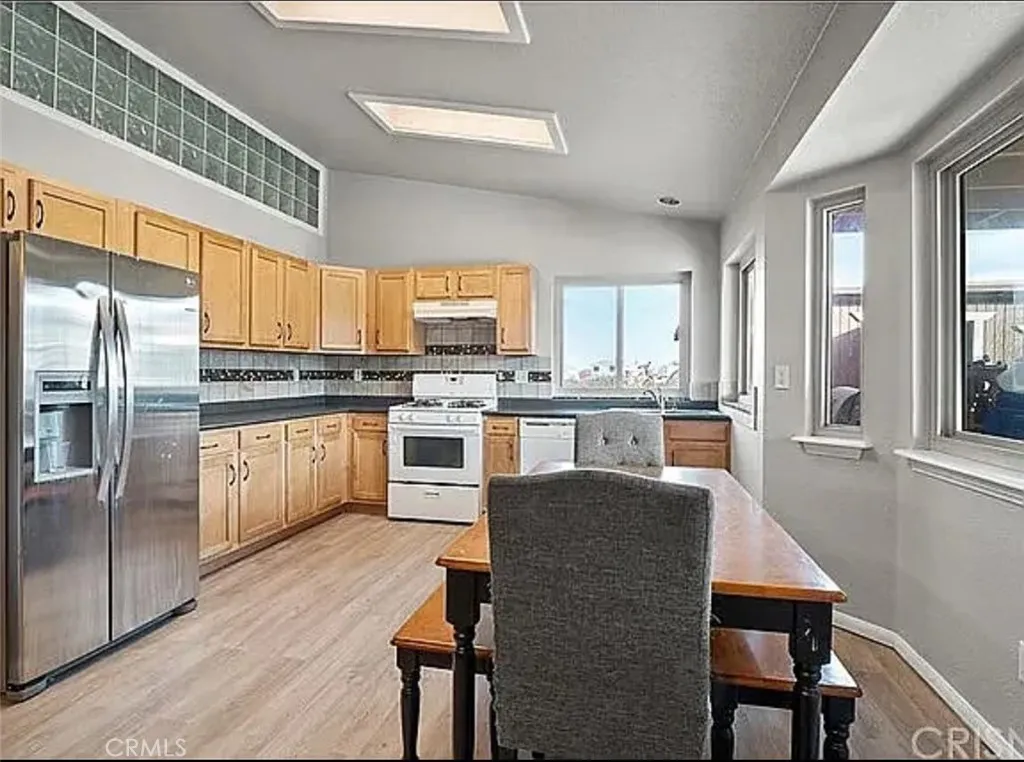 13510 E Avenue W11, Pearblossom, California 93553 home-pic-2