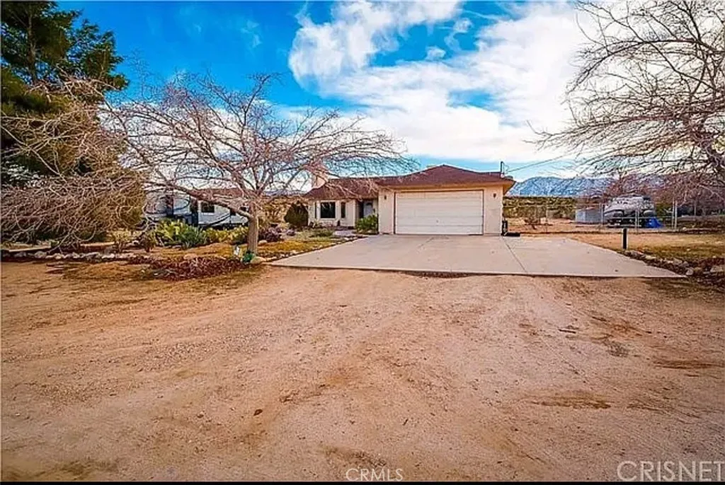 13510 E Avenue W11, Pearblossom, California 93553 home-pic-1