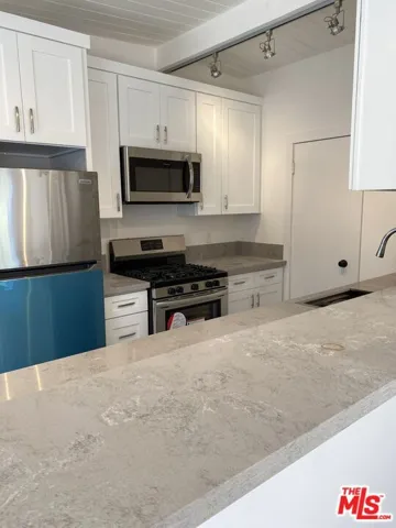2911 Colorado Avenue # B, Santa Monica, California 90404