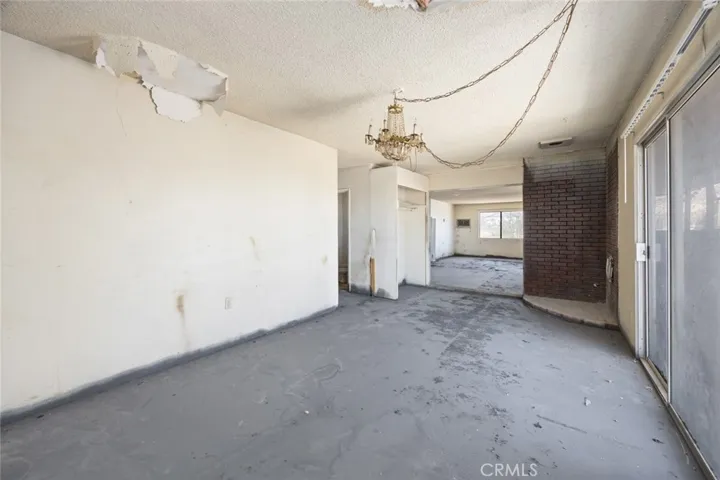 2670 N Sage Avenue, Landers, California 92285