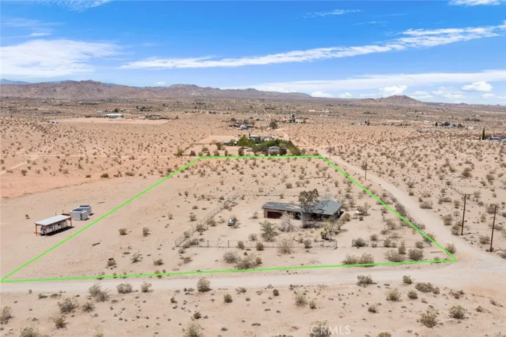 2670 N Sage Avenue, Landers, California 92285