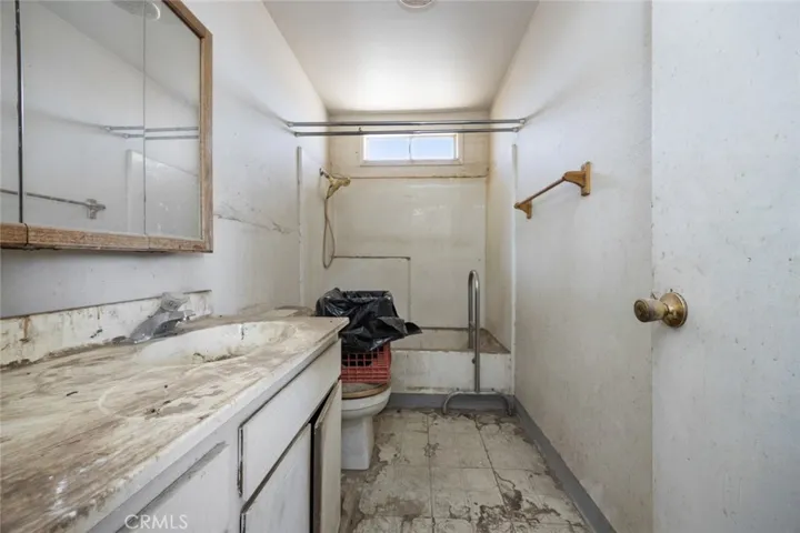 2670 N Sage Avenue, Landers, California 92285