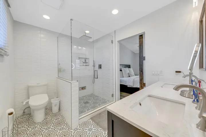 56 MASTER SHOWER FULL